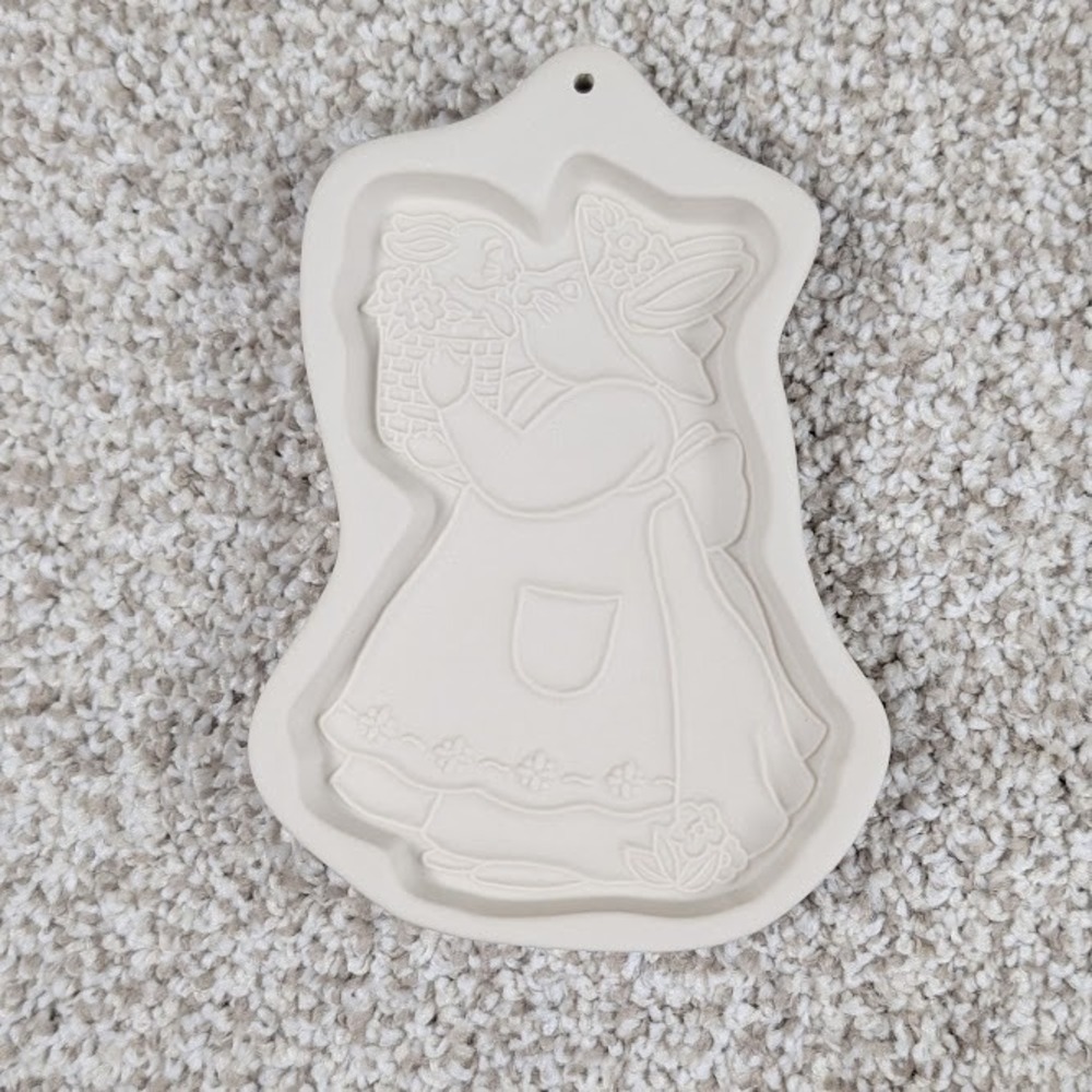 1994 Longaberger Pottery Mama and Baby Bunny Cookie Mold 1994 Made in USA - Picture 2 of 5